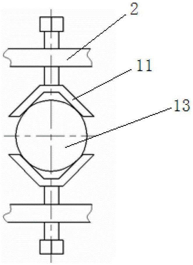 Static material layer thickness detection device between dielectric balls