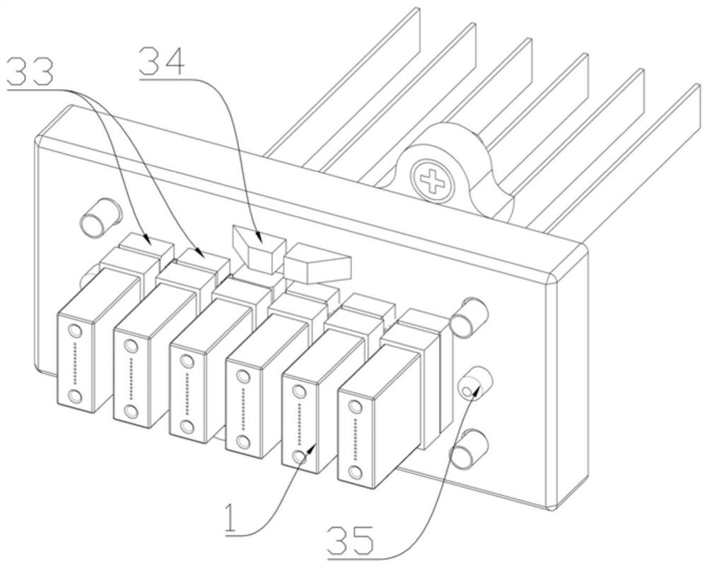 Socket housing assembly and socket using the socket housing assembly