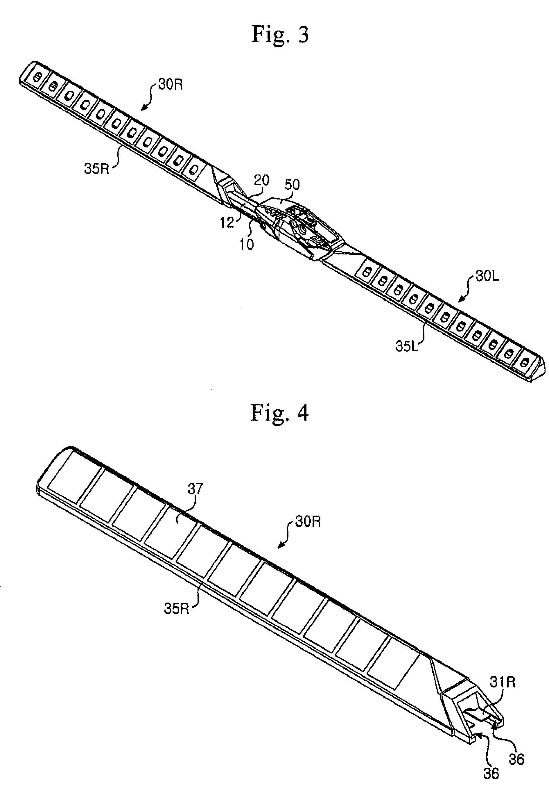 Wiper blade with heating elements