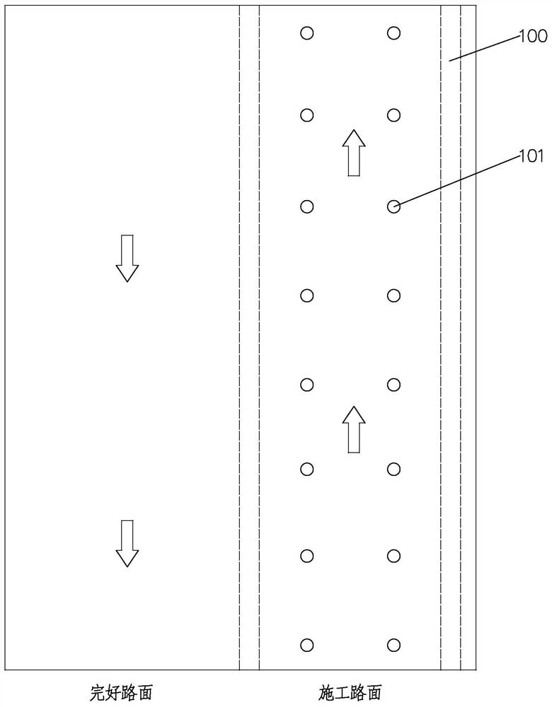 Construction method of premixed foamed asphalt base and bottom layer with cold recycling in situ