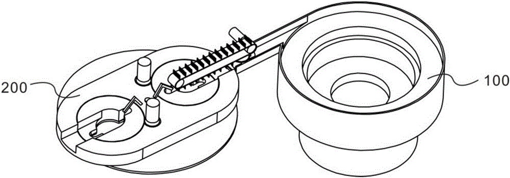 Certification mounting device for automatic assembly of front shells