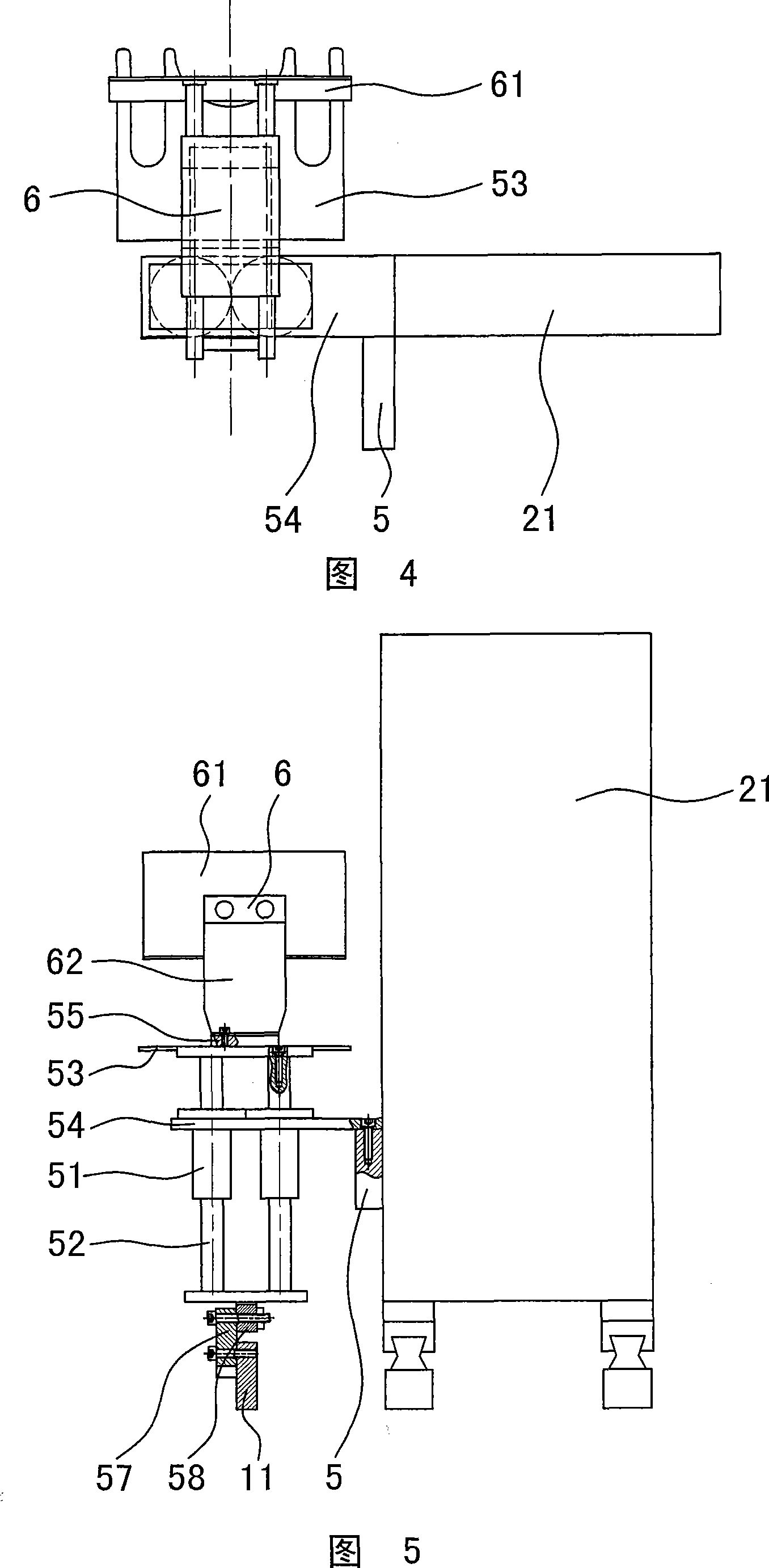 Automatic bottle removing mechanism of plastics hollow container stretching-blowing device