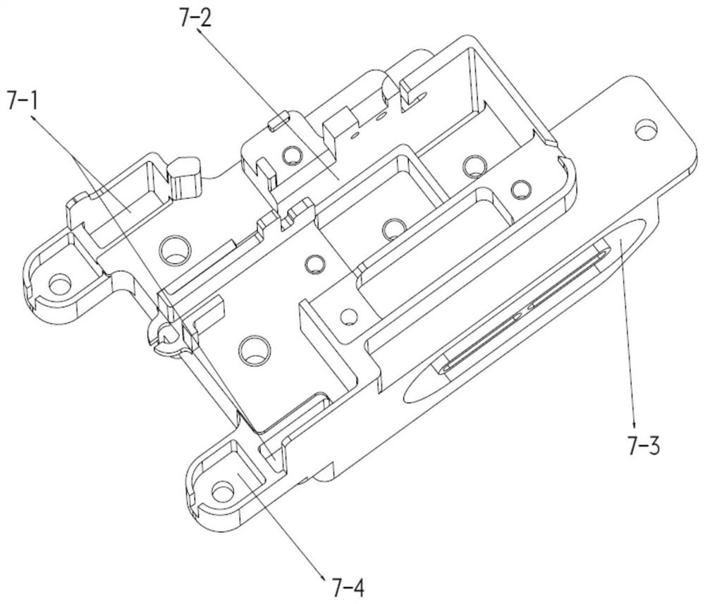 Efficient filtering device for motor controller