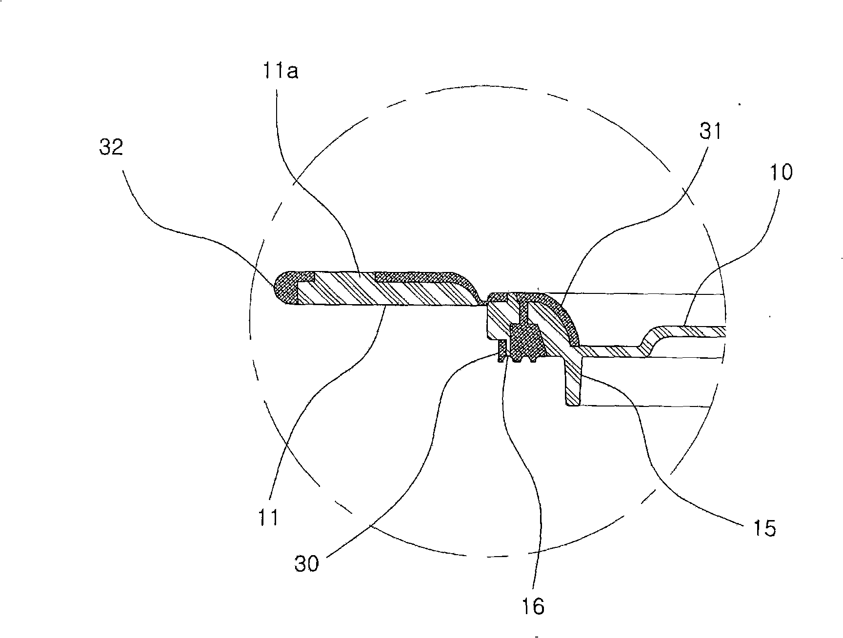 Closed container lid with exposed liner