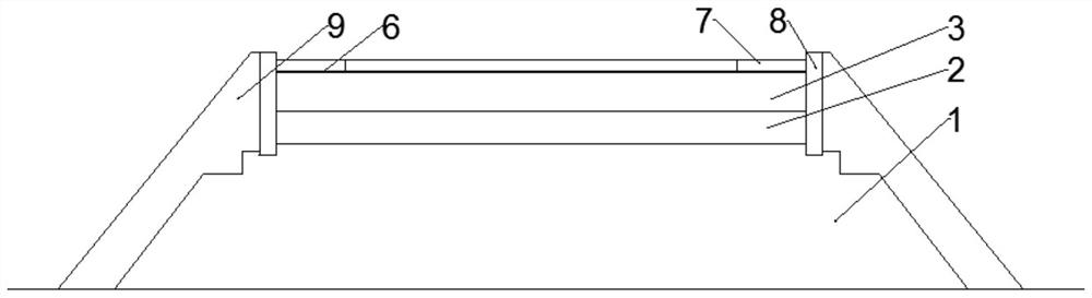 Durable asphalt pavement and construction method thereof