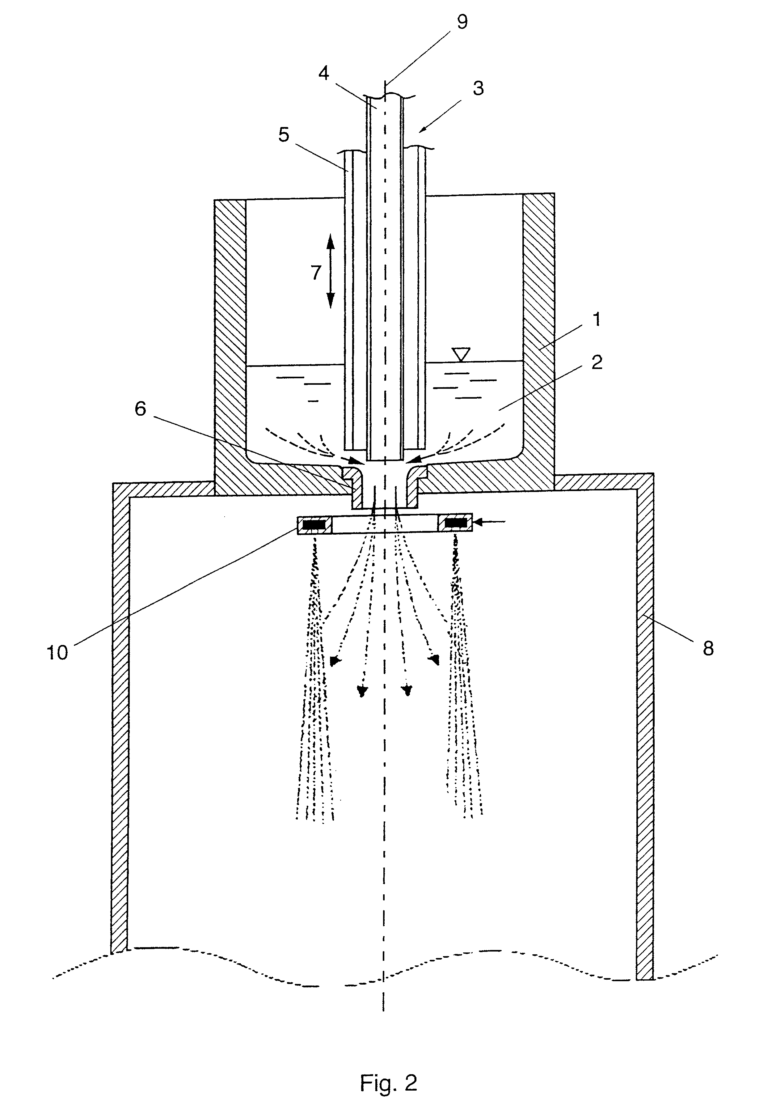 Device for atomizing liquid melts