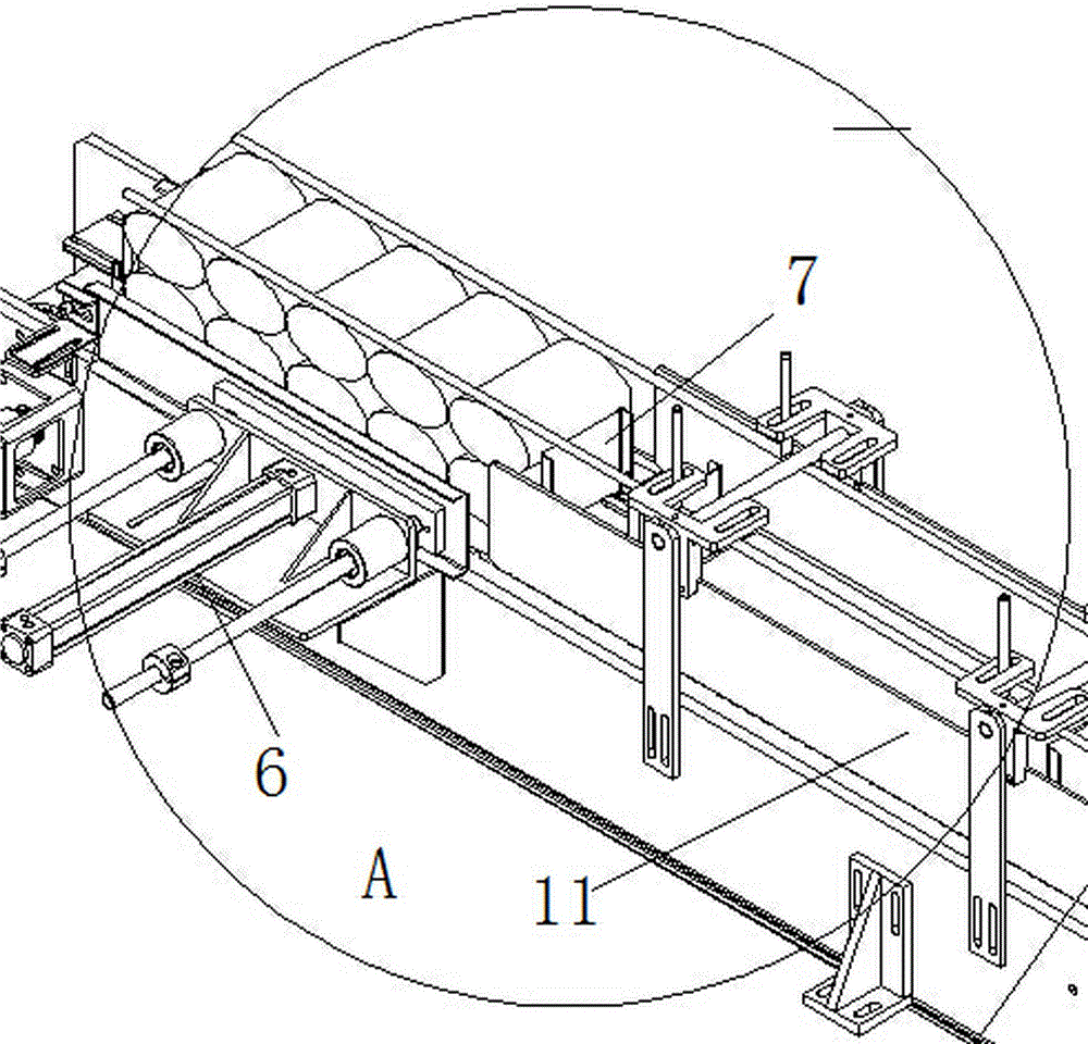Lamination device of a flat roll packaging machine