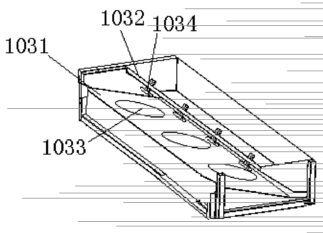 Automatic feeding and discharging device