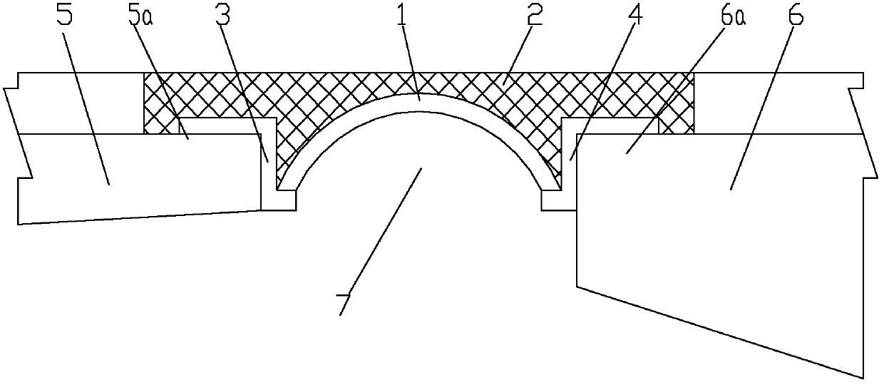 Composite paved deformation joint structure