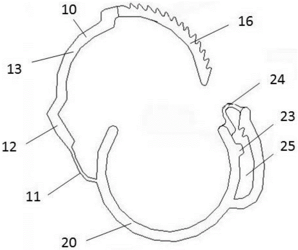 A closed pipe clip with adjustable range