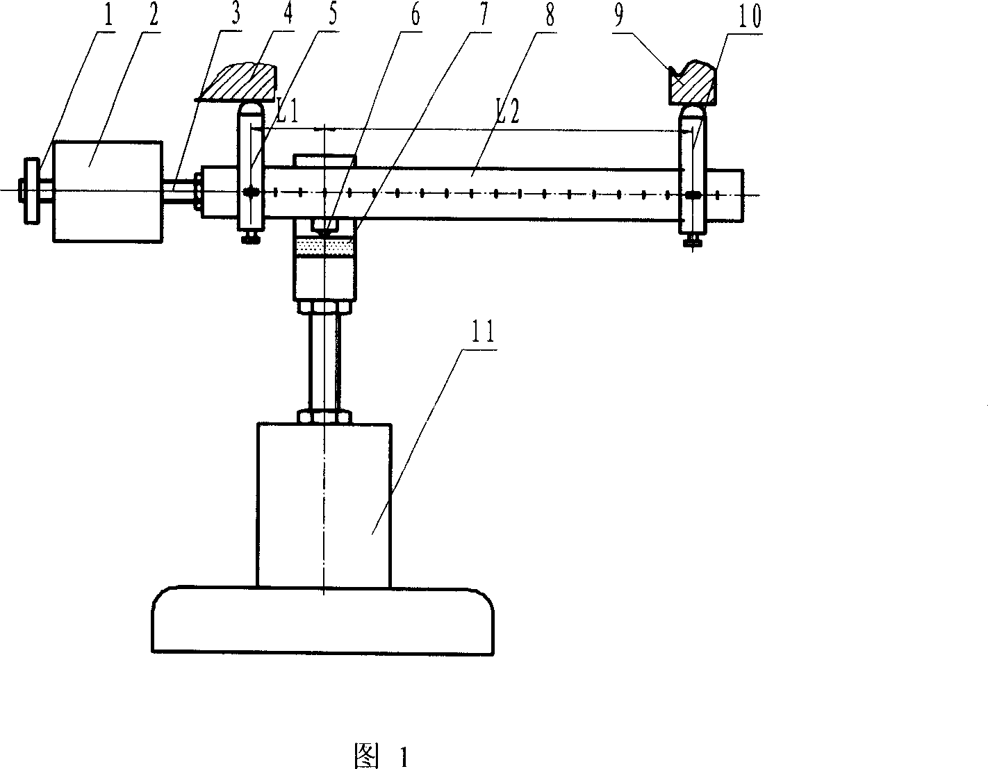 Universal precision displacement measurement auxiliary device and measuring method