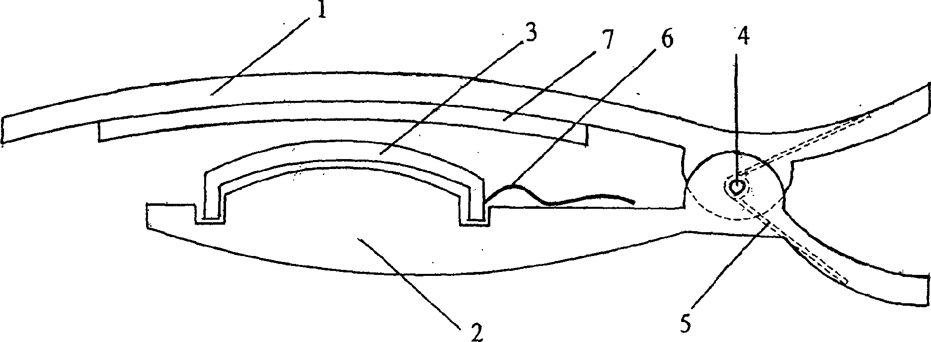 Reference electrode clamp used for biological impedance, electric resistance or potential measurement