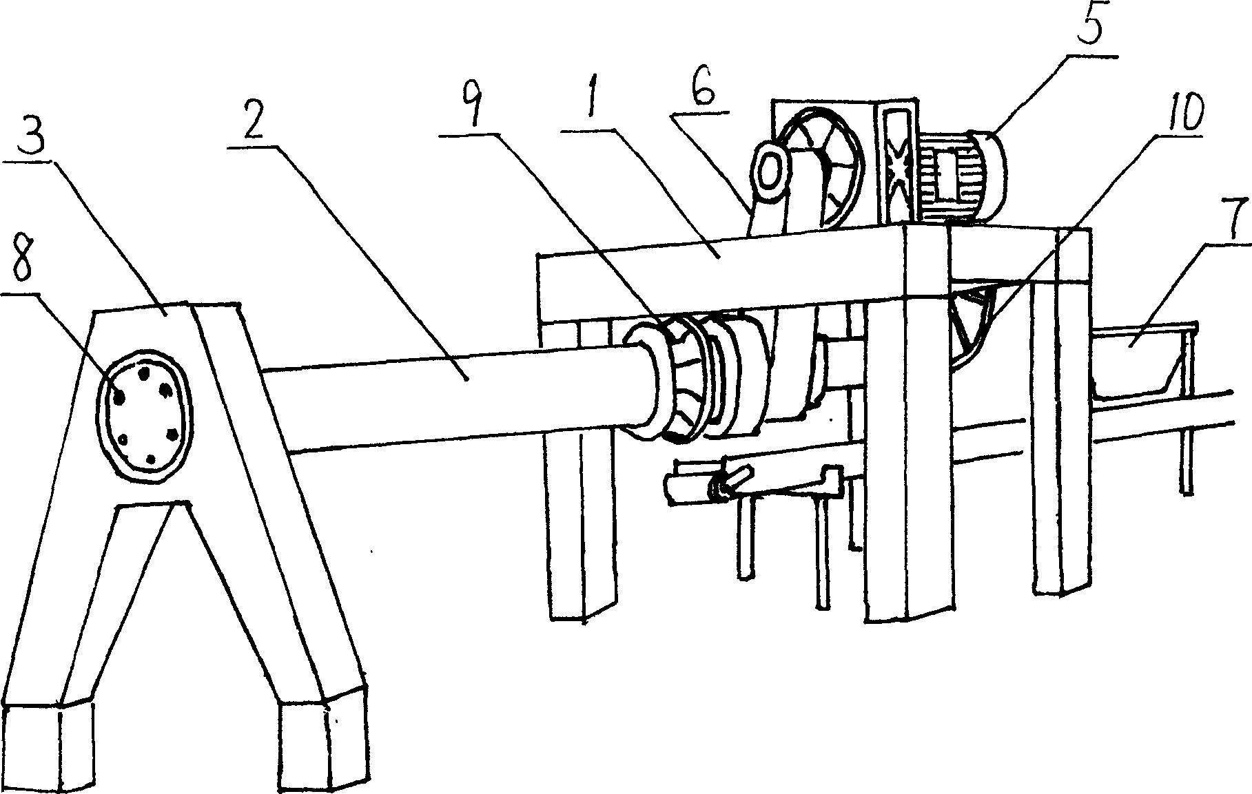 Pipe making method for suspension roller type spigot and socket muoth steel bar concrete pipe