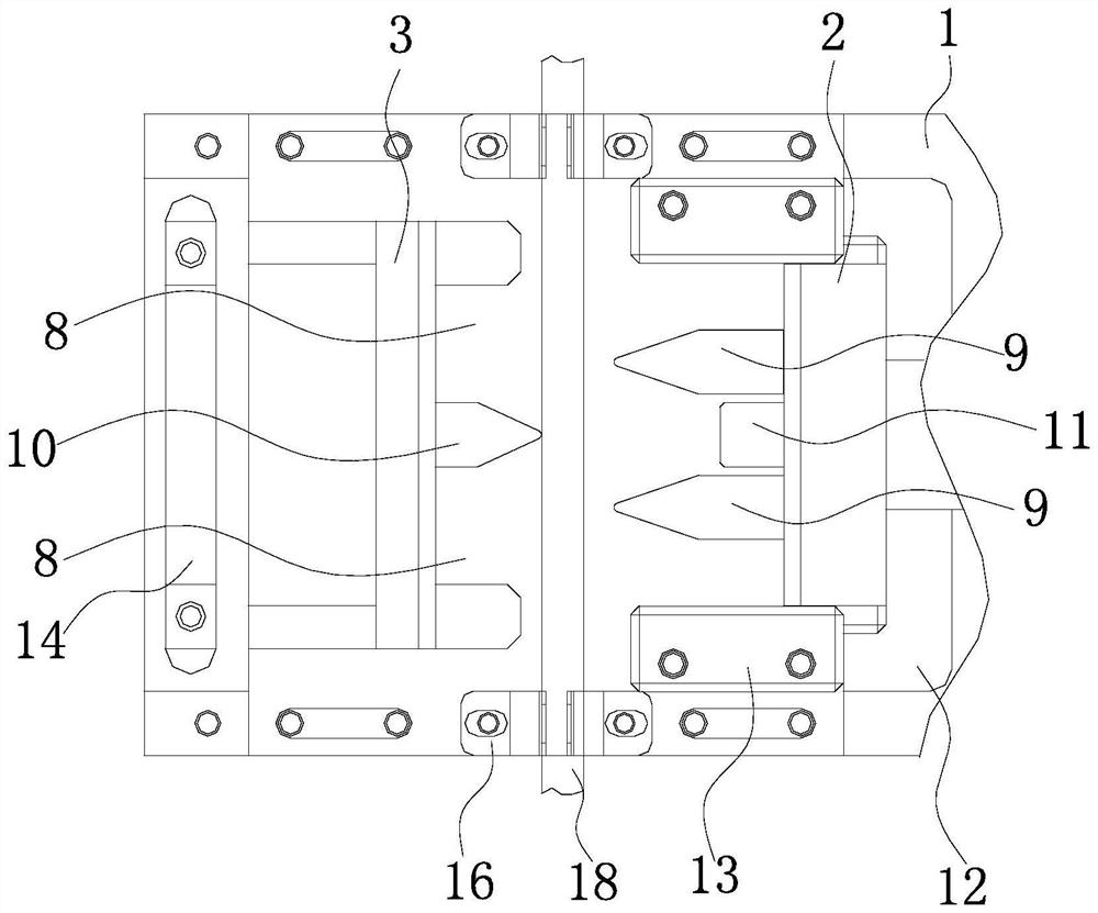 Automatic clamping device for vacuum glue injection pipeline