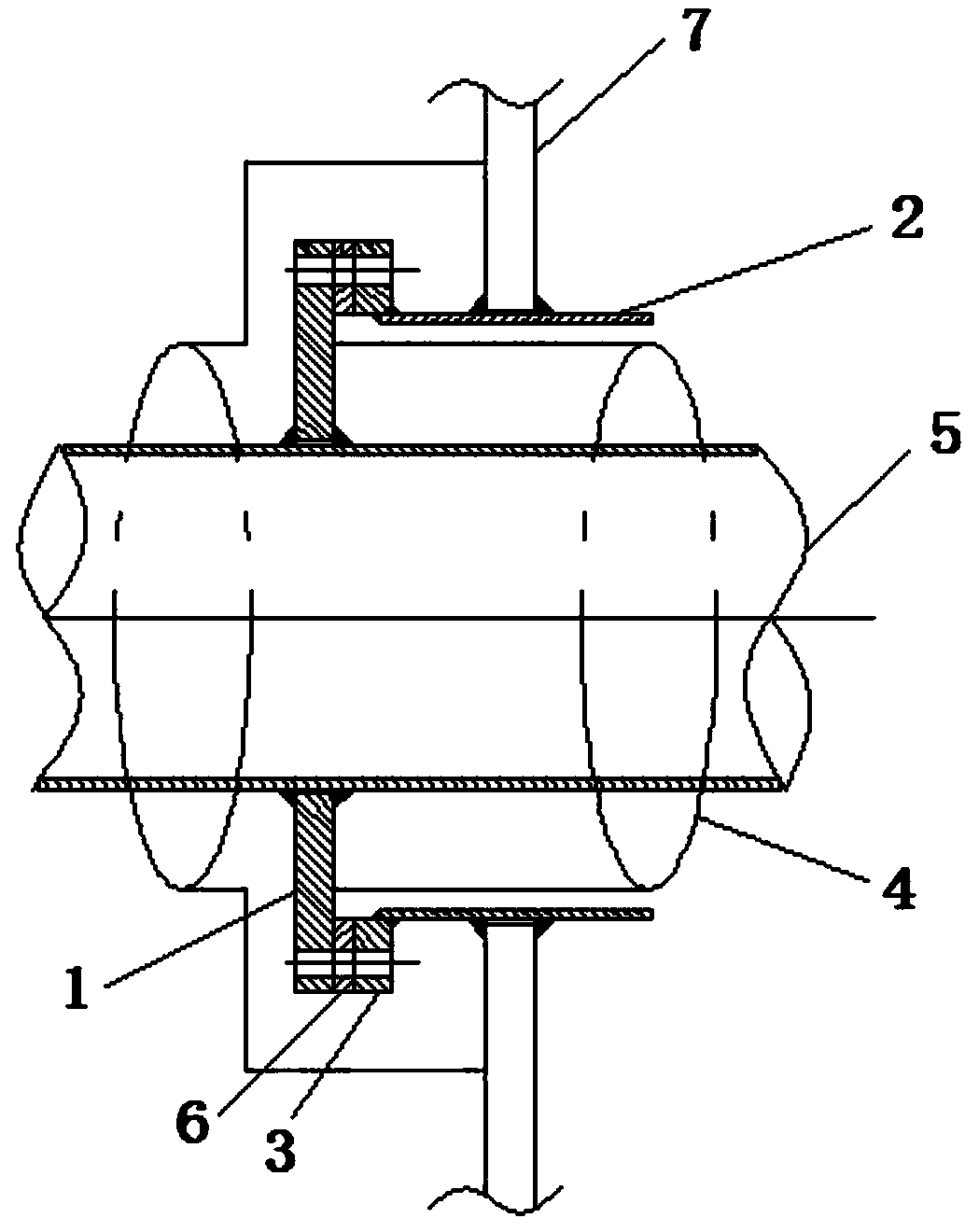 Exhaust pipe penetration piece and installation method thereof