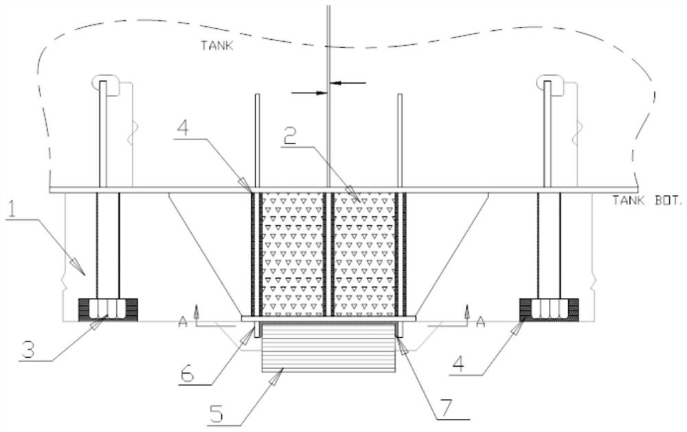 Insulation installation method for B-type tank support