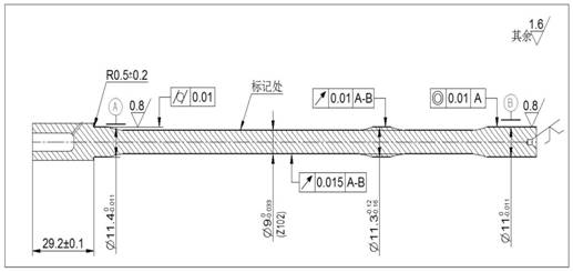 A method for controlling grinding deformation of helicopter center pull rod