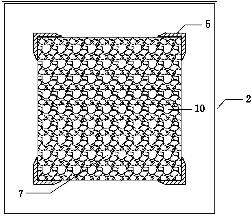 Testing device and evaluating method for water stability of water-permeable bituminous mixture