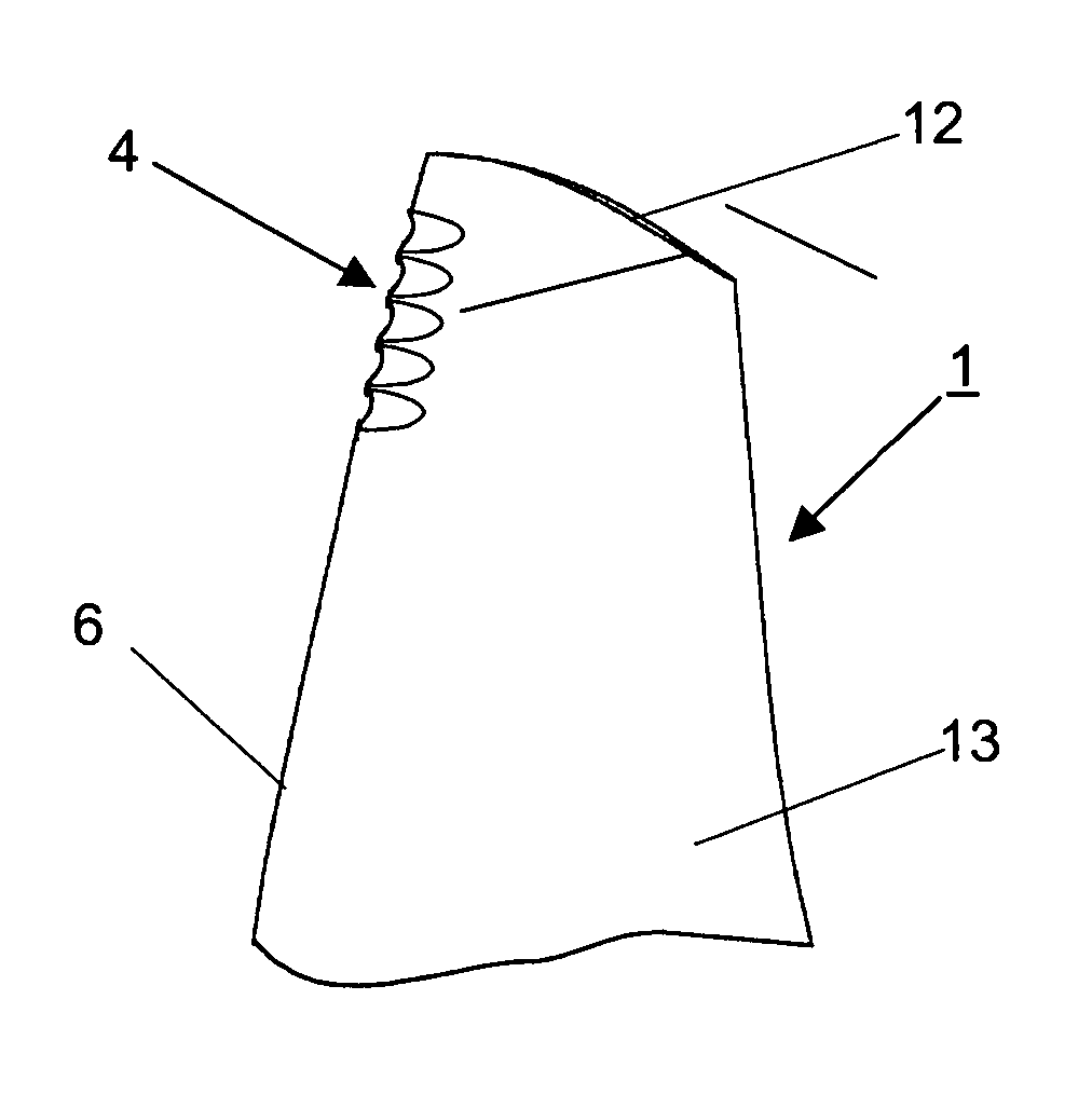 Compressor blade with reduced aerodynamic blade excitation