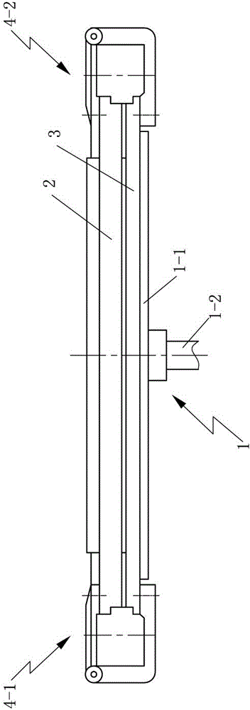 Vehicle tire with outer tire containing foamed inner tube for small traffic vehicles with a speed of less than 35km per hour, and its preparation mold and preparation method