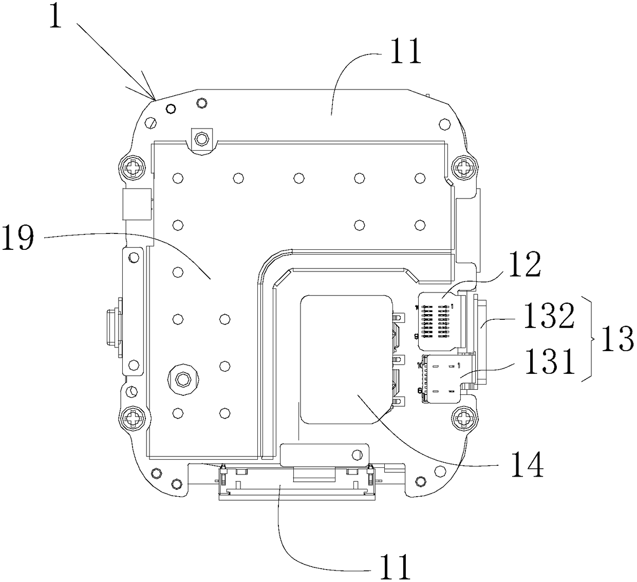 Equipment with antenna structure