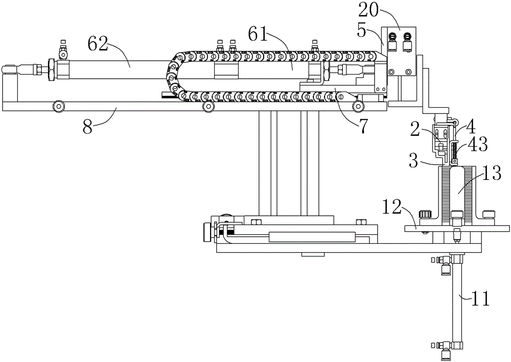 Sewing material conveying apparatus