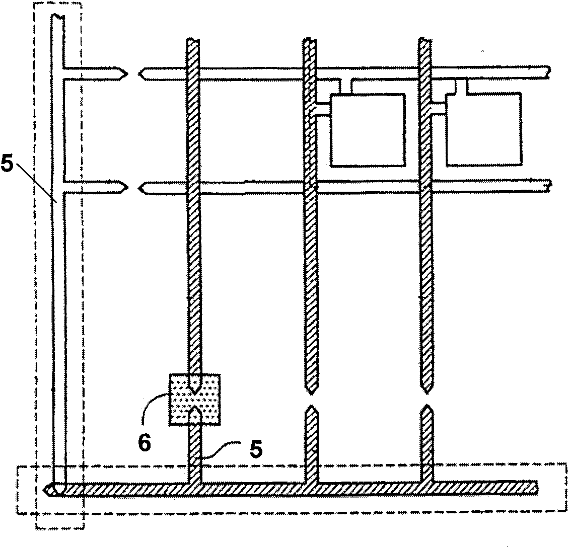 Manufacturing method of LCD device and TFT completing substrate thereof