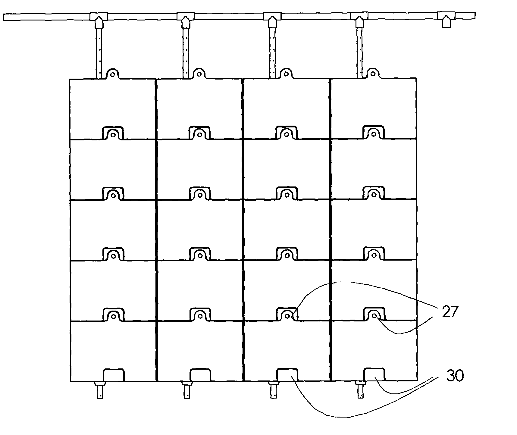 Cooling outer wall structure of building and molding method thereof