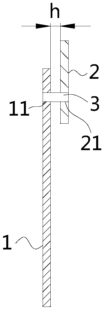 Cambered displayer backboard manufacturing method and structure