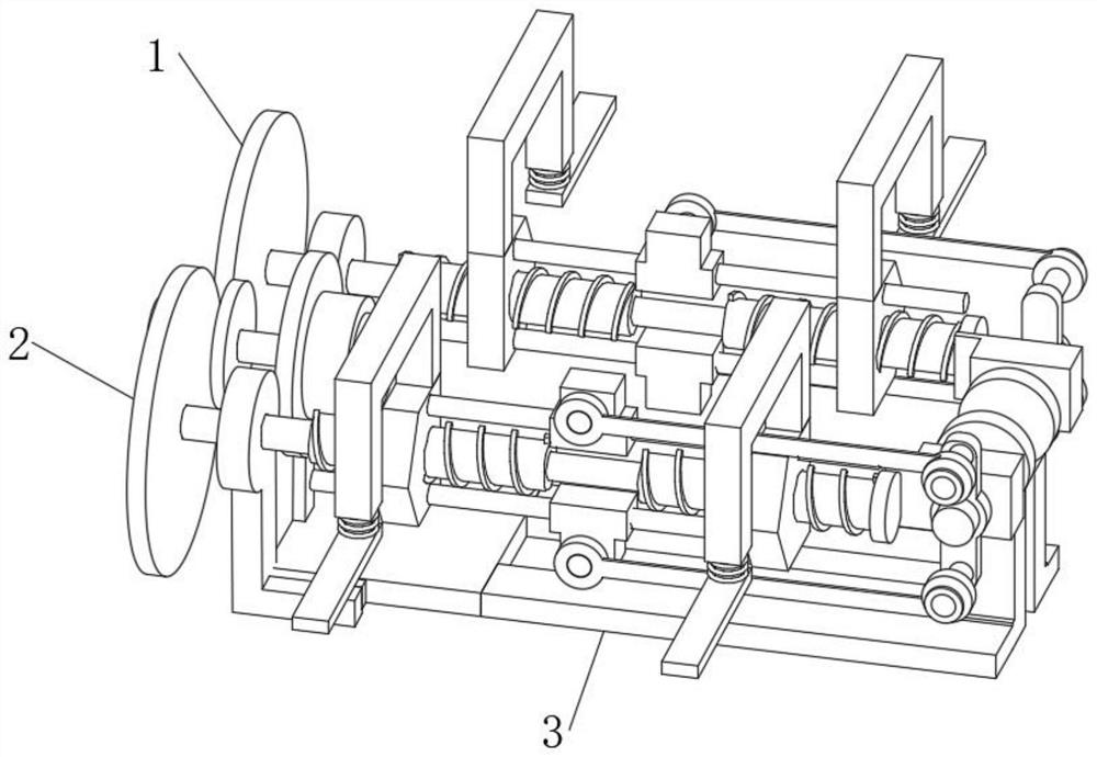 Symmetrical linkage type staggered separation mechanism for mechanical equipment