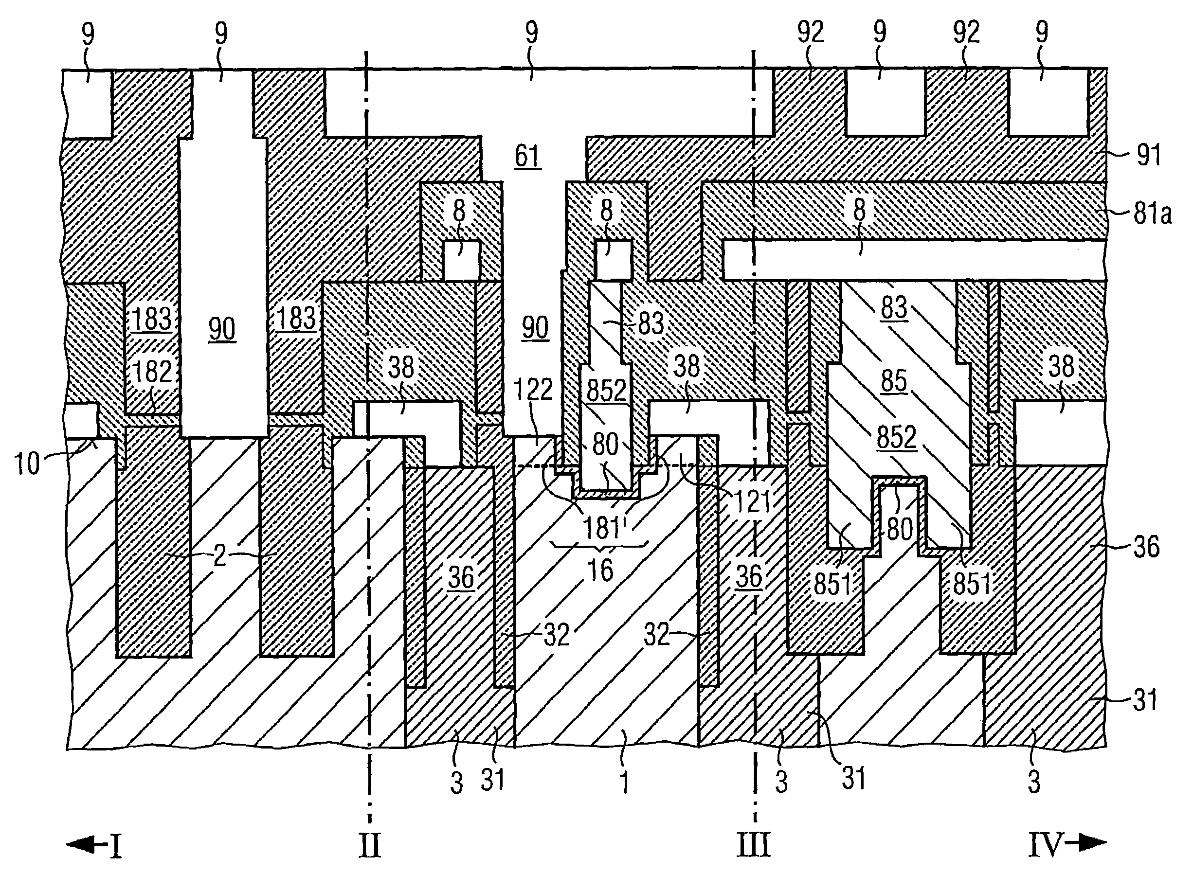 Transistor, memory cell array and method of manufacturing a transistor