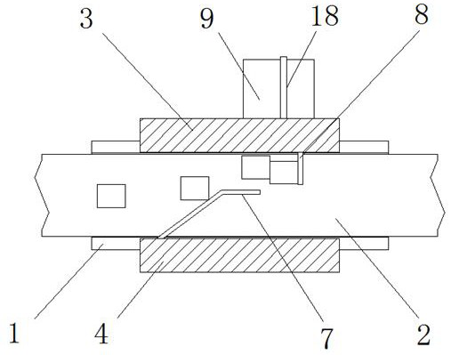 Automatic delivery and conveying device for vaccine drugs