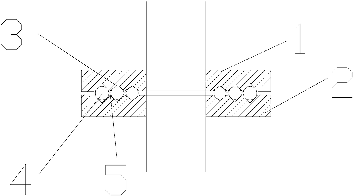 Leakproof interface flange for connecting water pump