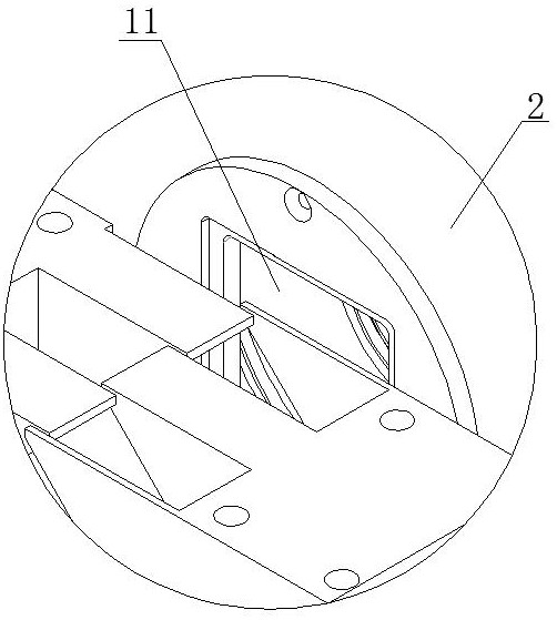 A device for measuring the structural size of a cable sheath