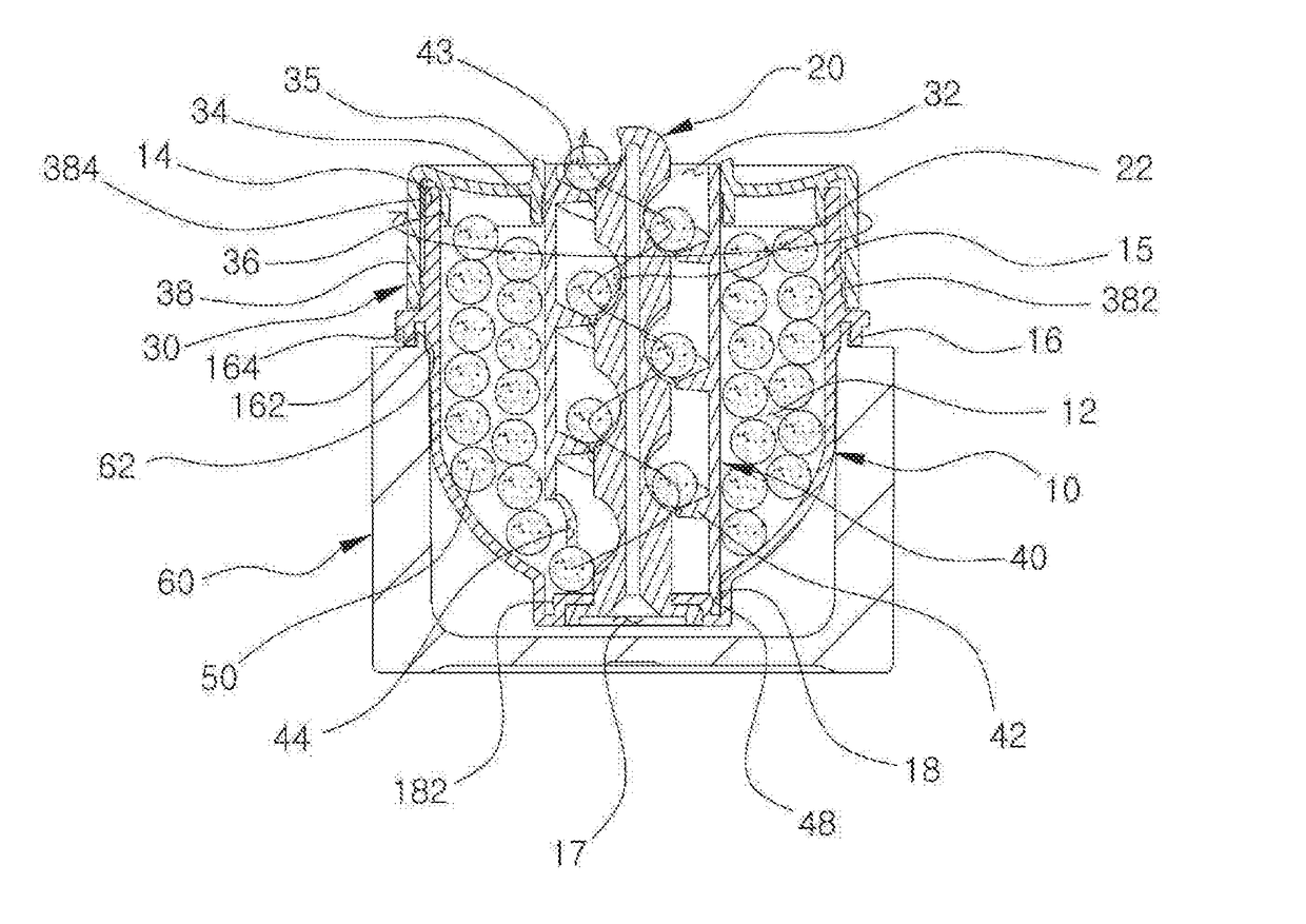 Container for storing and individually discharging capsules