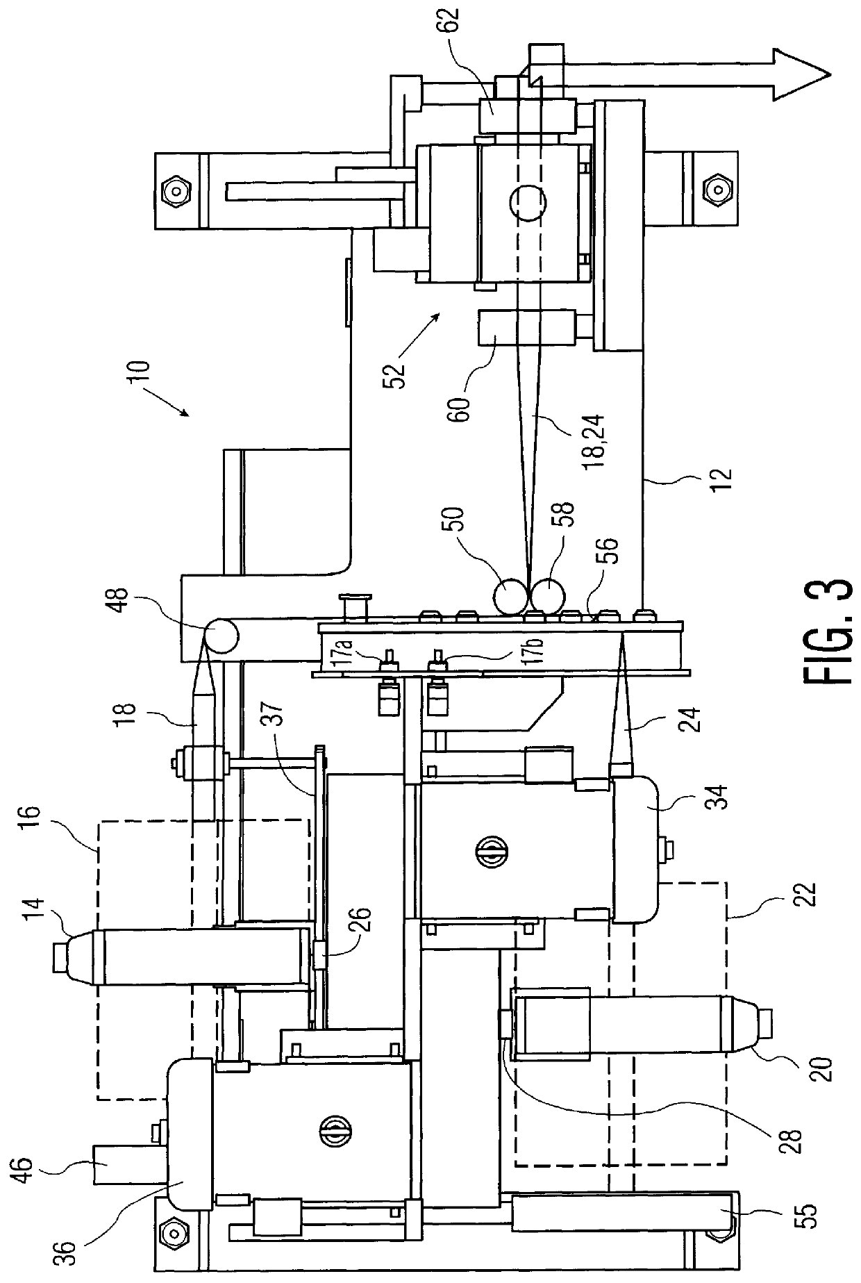 Lap splicing apparatus with the trailing tail end of the splice always on the same side