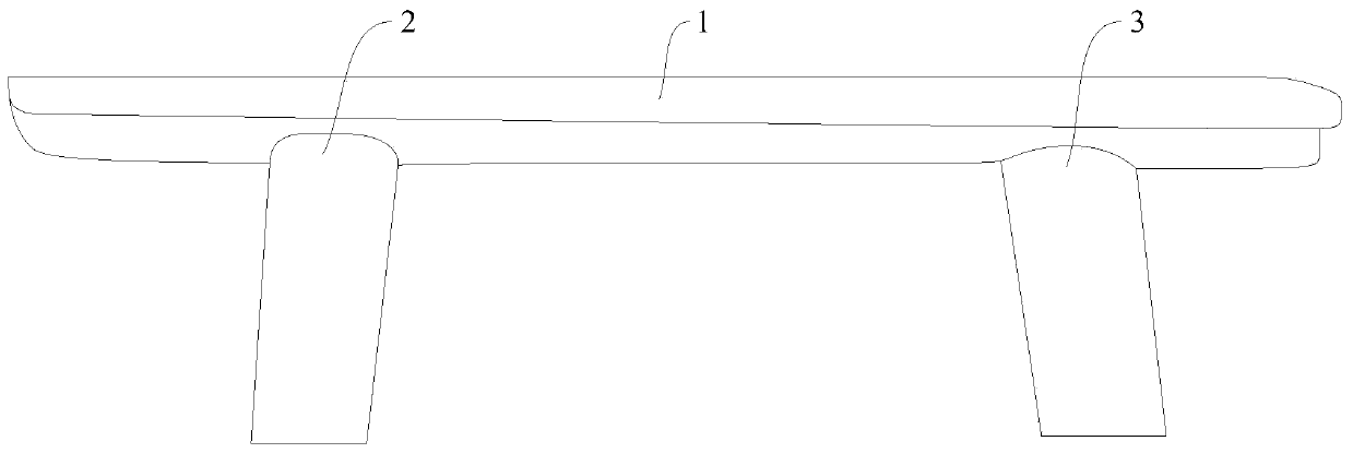 A vehicle-mounted water chamber with an automatic dredging device