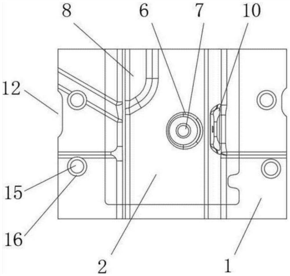 Stamping die fixing and limiting type insert