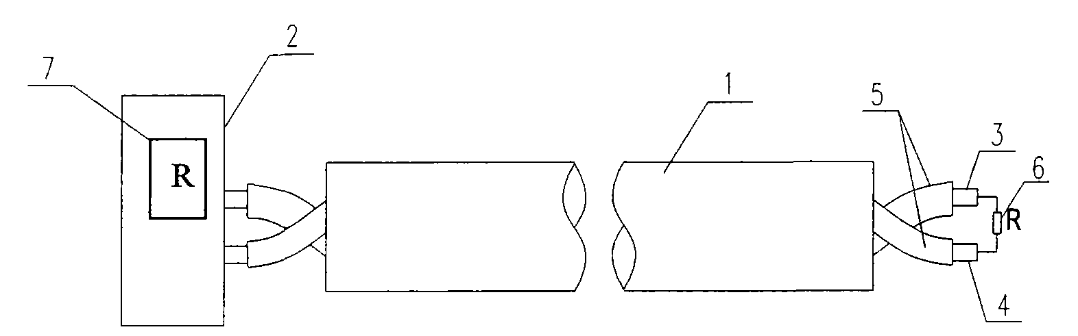 Line-type heat sensing fire detector with terminal capacitor