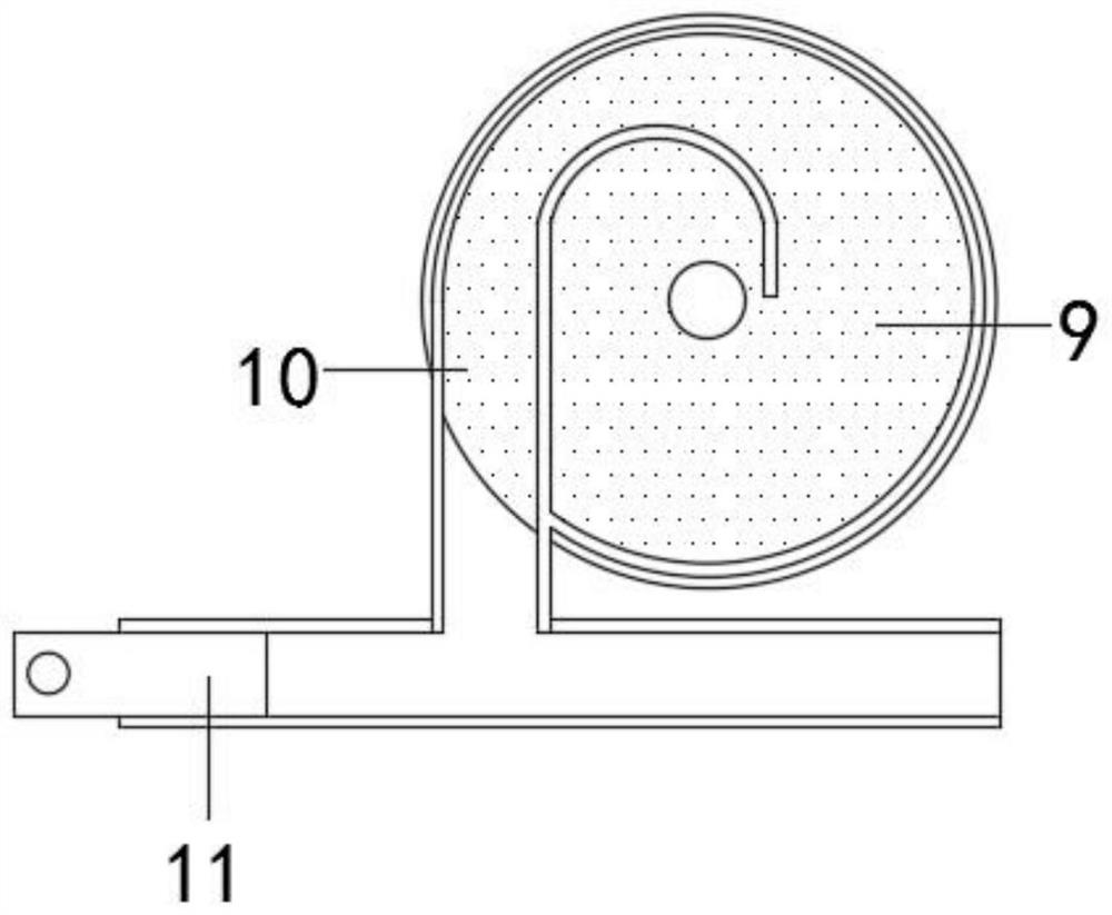 Resettable fuse production device with high automation degree