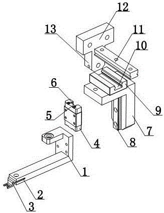 Auxiliary pushing device for rotary veneer machine