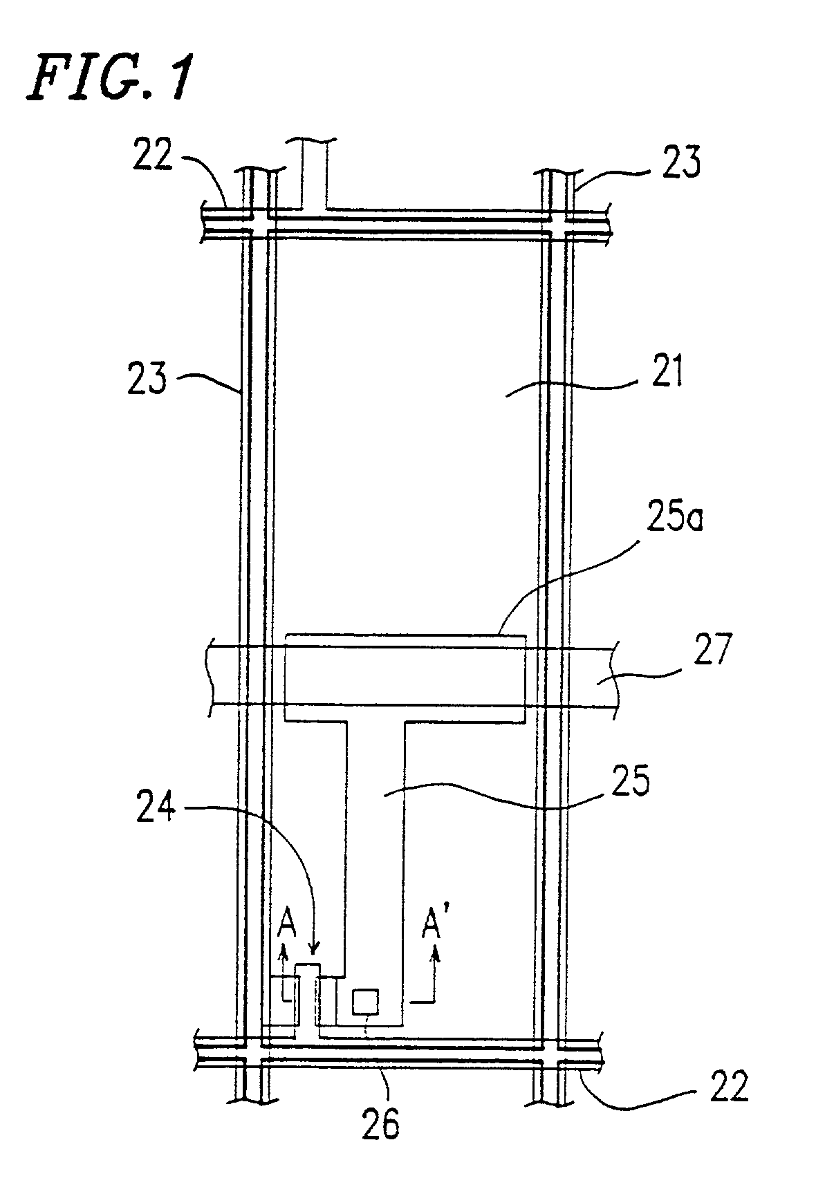 Transmission type liquid crystal display having an organic interlayer elements film between pixel electrodes and switching
