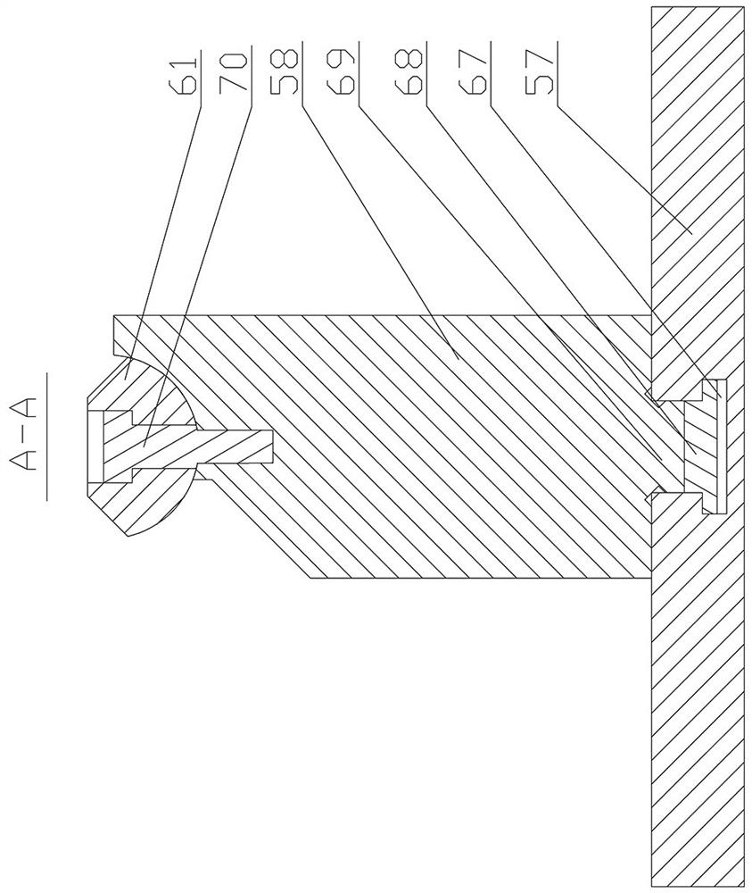 Self-centering floating drive