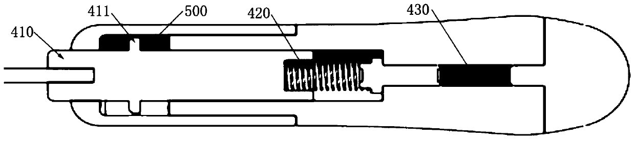 Hand-held sampling clamping device capable of prompting pressure range