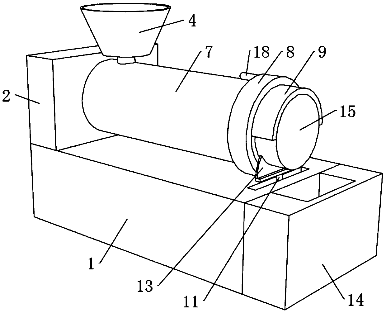 Plastic cake recycling device for aged oil and using method of plastic cake making and recycling device