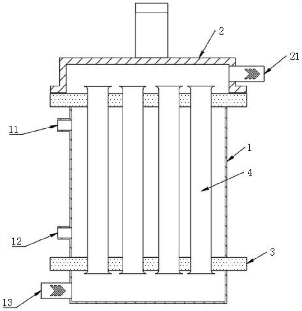 Low-temperature evaporator for automatically treating sewage scales