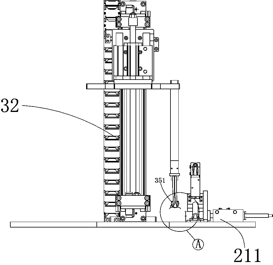 A clamping mechanism of an automatic feeding device