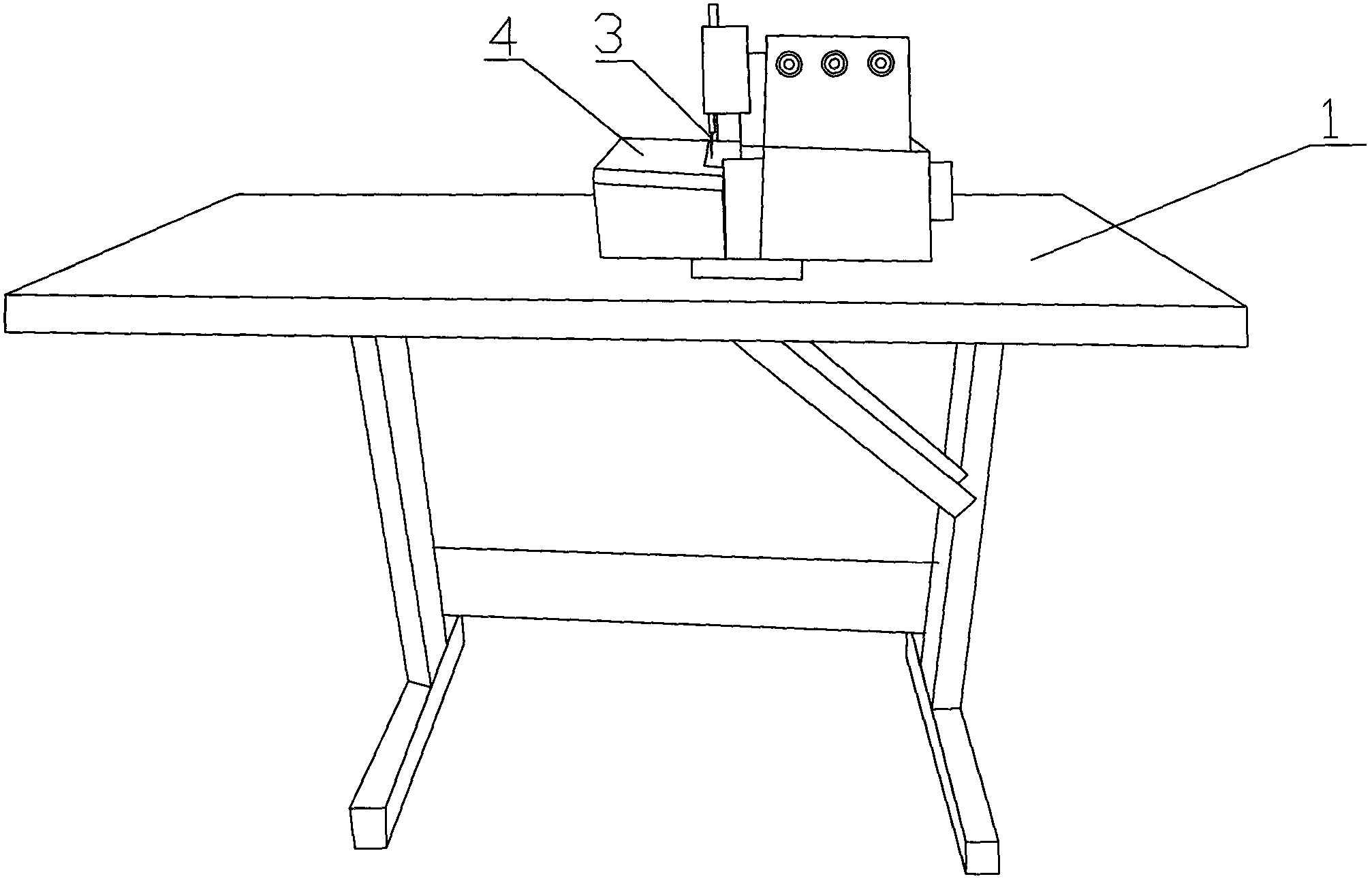 Novel worktable structure of overlocking machine