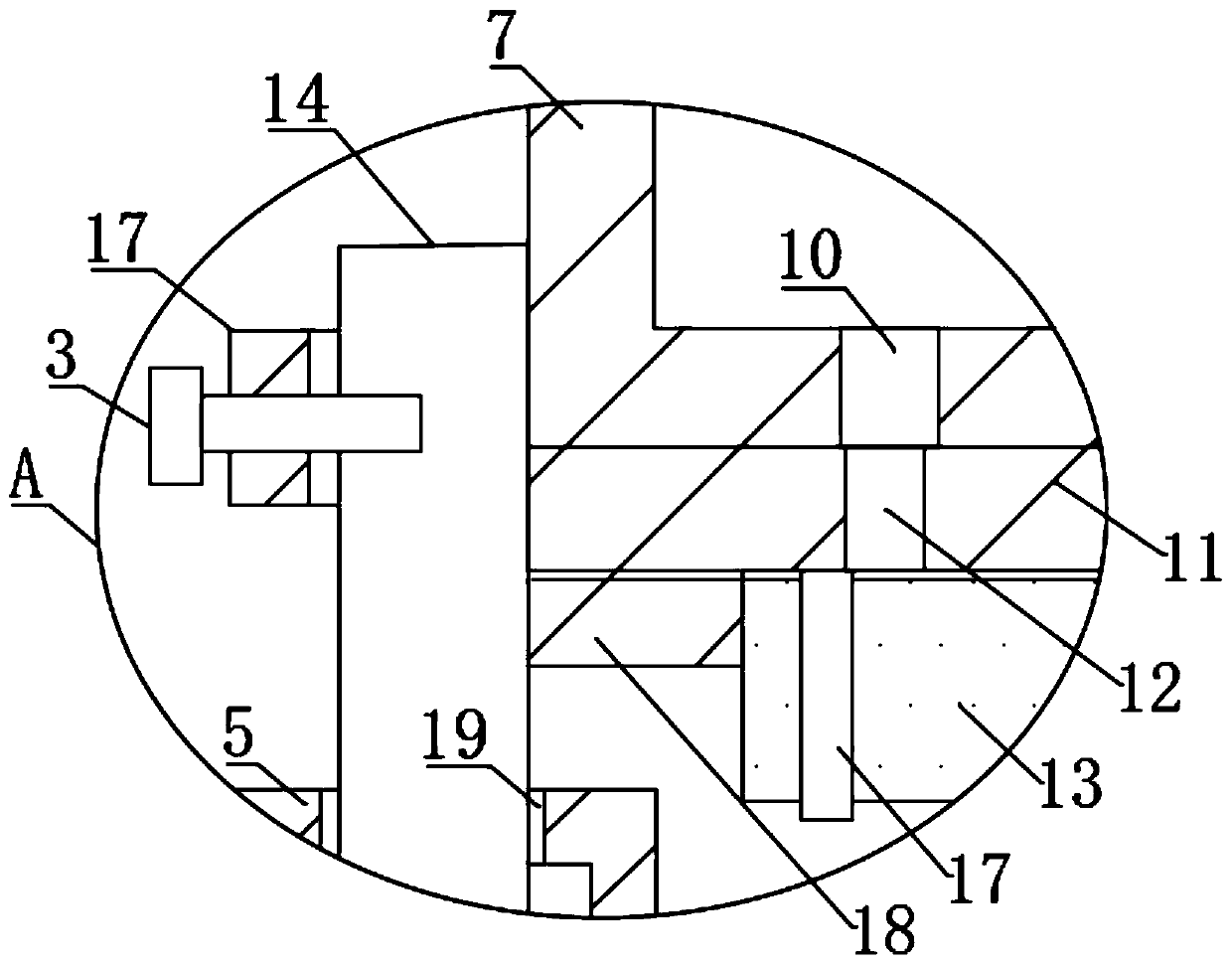 A device for evenly lubricating the chain in the transmission process of the gear chain