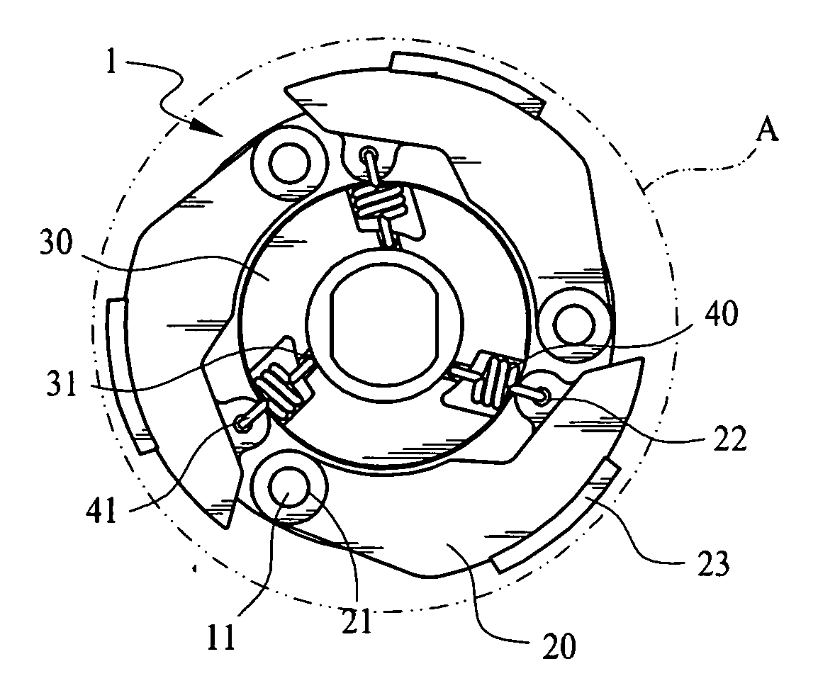 Automatically and continuously adjustable centrifugal clutch